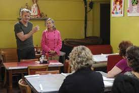 Gordon Ramsay At Cafe Hon Kitchen Nightmares Gordon Ramsay Kitchen Nightmares Chef Gordon Ramsay