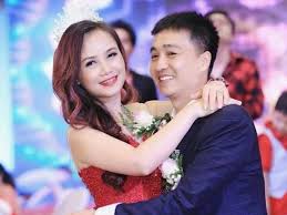 Hoàng dũng & reel picture. Sau 4 Láº§n Ly Hon Diá»…n Vien U50 Hoang Yáº¿n Up Má»Ÿ Viá»‡c Háº¹n Ho Trai Tráº» Kem 14 Tuá»•i