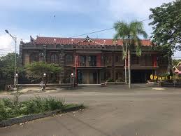 Hamparan kebun teh yang luas tentu memberikan suguhan pemandangan yang sangat indah ditambah udaranya sangat sejuk. Hotel Puri Elsas Majalengka Indonesia Ulasan Hotel Tripadvisor