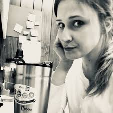 Jaclyn Mitchell (@JaclynKMitchell)