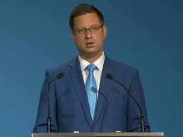 Gulyás gergely a molnár zsoltnak címzett válaszlevelében azt írta: Gulyas Gergely Beszelt A Vedettsegi Igazolvanyrol A Nyajimmunitasrol Es A Sinopharm Oltasrol Is Napi Hu