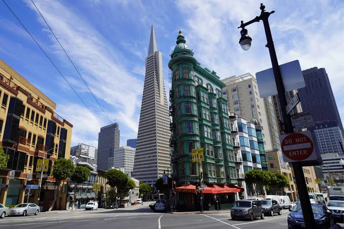 Little Italy (North Beach) Food & History Walking Tour - Small Group - San  Francisco