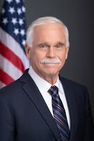 Chris Beebe's Instagram, Twitter & Facebook