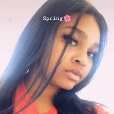 Diamond Boone's Instagram, Twitter & Facebook