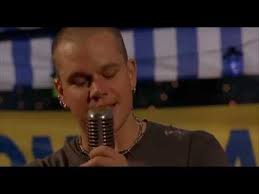 Please tell me that matt damon's new haircut means he's signed on for a sequel to eurotrip! Matt Damon Sings Scotty Doesnt Know Youtube