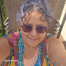 Free mom hugs at Russian River Pride