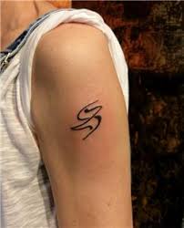 Broken infinity / letter h | h tattoo, tattoo script. Yazi Isim Dovmeleri Cesitleri Kategori Tattoo Piercing