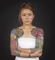 Nghệ thuật xăm tebori của các yakuza. Goc Khuáº¥t Sau Hinh XÄƒm Yakuza Ä'au Ä'á»›n Cá»§a Gai Nháº­t
