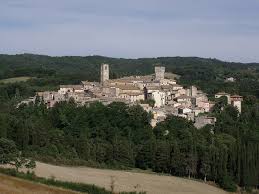 Intorno a san casciano dei bagni ci sono le emozioni della campagna toscana che, al confine con umbria e lazio, diventa un susseguirsi di colline ondulate, dove il verde dorato degli ulivi e i filari di viti disegnano un paesaggio unico al mondo. Spa And What To Doin San Casciano Dei Bagni Tuscany Planet