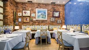 La casa de maría luisa es un restaurante pensado para ser una ventana a soria y castilla, decorado con sencillez, donde se entremezclan guiños de su tierra natal en cada elemento de la decoración. Otono En La Cocina De Maria Luisa Expansion