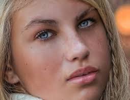 20 Photographers are Given the Same Portrait to Edit, Check Out the Results 