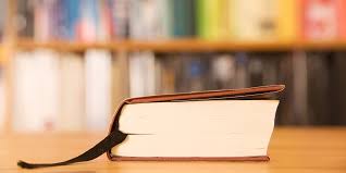 Zu welchen zeiten die texte in der bibel geschrieben wurden, lässt sich heute oft nur auf umwegen erschließen. Eine Ganze Bibliothek Bibel Und Bekenntnis Elkb