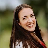 Alicia Larson's Instagram, Twitter & Facebook