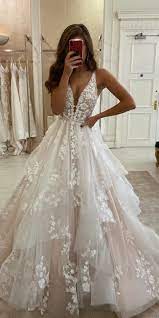 Sleek 3/4 sleeve wedding dresses collection with lavish hand beading, timeless laces and exquisite embroideries refined elegance. Dream Wedding Dresses Prom Dresses Uk Velvet Maxi Dress Black Lace Dre Queewwn