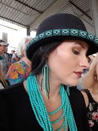 Little SIsters bead and leather works