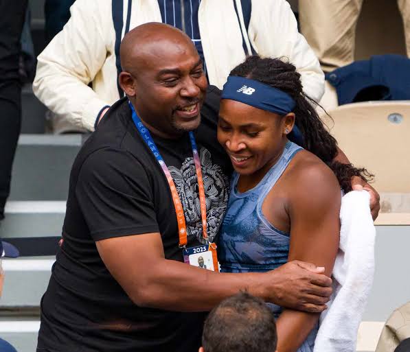 Coco Gauff's Dad Reveals Why He's Wearing AirPods as She Plays