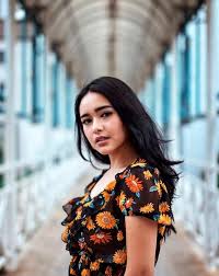 6 desember 1999, jakarta, indonesia kebangsaan. Profil Amanda Manopo Si Blasteran Spanyol Pemeran Andin Di Ikatan Cinta Okezone Celebrity