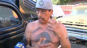 Danny Trejo Hailed As Hero After Rescuing Boy From Car Wreck Cbs News