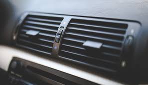 This will ensure driver visibility as well as passenger. How Does A Car Air Conditioning System Work Expert Maintenance And Buying Tips Carused Jp Blog