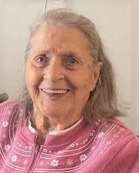 Michelle Rumsey's Instagram, Twitter & Facebook