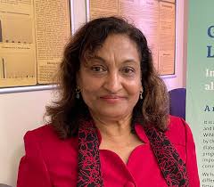 Tonia Frame's Instagram, Twitter & Facebook