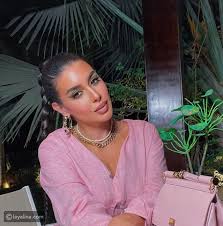 السقا يعاتب وياسمين صبري تبكي في أول لقاء بعد الفراق في #الحصان_الأسود. Xogtt6lph1fibm