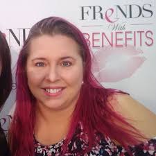 Stacy Larson (@esti_stacy) • Instagram photos and videos