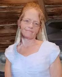 Darlene Taggart's Instagram, Twitter & Facebook