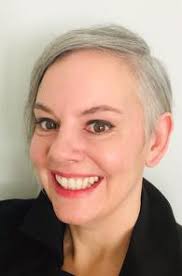 Elizabeth Fitting's Instagram, Twitter & Facebook