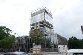 This banking brand has presence in the following european countries and selected dependent territories of the european countries: Goldene Hulle Bankhochhaus In Munster Erhalt Neue Fassade Munster Modell