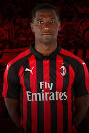 He started his youth career from deportivo cali and from the same club he made his. Cristian Zapata Genoa Stats Titles Won