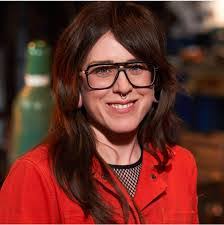 Lisa Dockstader's Instagram, Twitter & Facebook