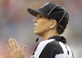 Sarah Thomas will reportedly be the first woman to officiate an NFL playoff  game during Patriots-Chargers