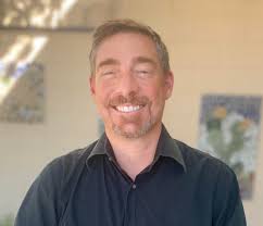 LAPS Introduces New Mountain Elementary School Principal Dr. Brian Gass