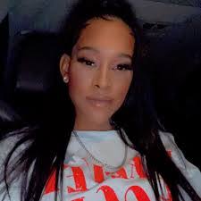 Tamia Burke's Instagram, Twitter & Facebook