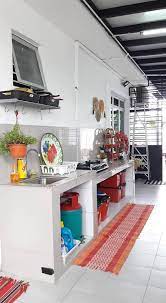 Ruang dapur yang sempit bukanlah halangan untuk mendapatkan persekitaran dapur yang kemas di sini saya akan k o ngsikan beberapa gambar idea hiasan dapur moden untuk pencetus idea anda. Wanita Ni Kongsi Deko Dengan Sentuhan Klasik Moden Buat Dapur Tambahan Tampak Cantik Kemas Ada Style Keluarga