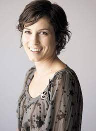 Appearing on anh's brush with fame on tuesday, the singer, 37, said she was. Missy Higgins Photos Missy Higgins Picture Gallery Famousfix Short Hair Styles Missy My Hair
