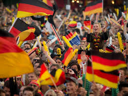 Deutsch flagge | deutschland flagge, fahnen. Fussball Und Patriotismus Wm Skeptiker Lehnen Flaggen Ab Der Spiegel