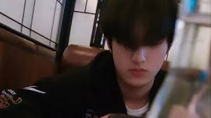 10 Potret Ken Daisuke, Anak Della Puspita yang Gantengnya Seperti Oppa Korea