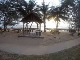 I do agree with the other travelers when they say that its pretty old. Dumba Bay Resort Kg Genting Pulau Tioman Resort Pulau Tioman