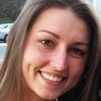 Amelia Makowski's Instagram, Twitter & Facebook