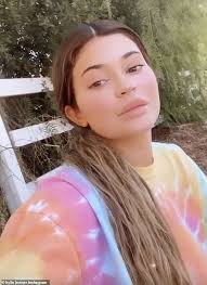 Watch out world—stormi webster is a little businesswoman in the making! Kylie Jenner Gets Emotional As She Shows Off Stormi S Luxurious New Big Girl Bed Australiannewsreview