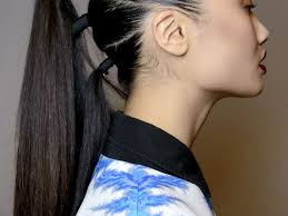 This is an easy way to dress up your ponytail that is quick enough to do every day, but as a man with long hair i usually resort to the boring old ponytail or maybe some willie nelson braids but i have been looking for a slightly more. Long Ponytail Styles