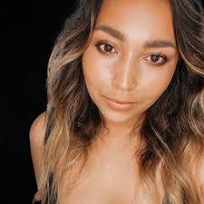 Brianna Harrelson's Instagram, Twitter & Facebook