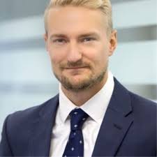 Absolutely love this metaphor from Patrick Kazley: "Think of your portfolio  as an F1 car. Your equities are your engine. Diversifiers