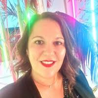 300+ "Kneer" profiles