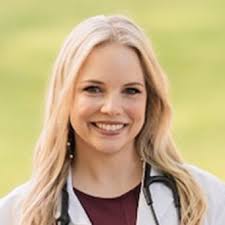 Meet Our Vets at Crossroads Animal Clinic, Arlington Veterinary Hospital