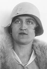 Hospital Caring for an Heiress Pressed Her to Give Lavishly