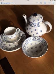 Tee Kaffeegeschirr Laura Ashley Petite Fleur In Munchen Neuhausen Ebay Kleinanzeigen Kaffeegeschirr Laura Ashley Geschirr