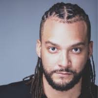 Angie Thaxton's Instagram, Twitter & Facebook